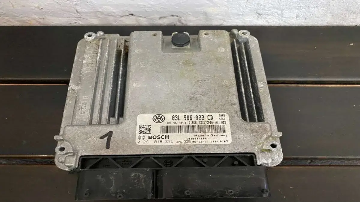 Блок управления двигателем 0281016375, 03L906022CD, 03L907309K