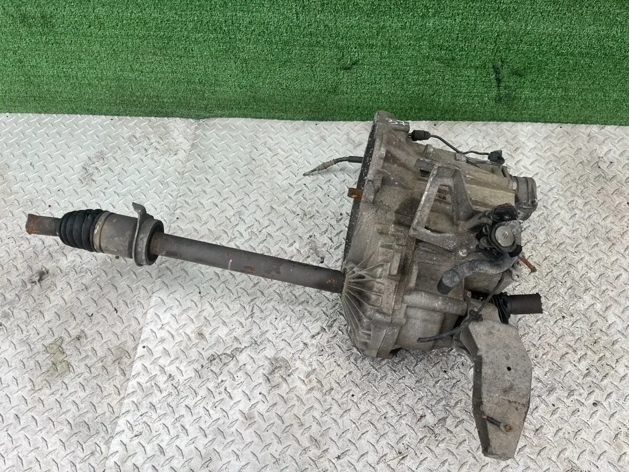 Механическая коробка передач (МКПП) A0022501815, A1683600538, R1683610402