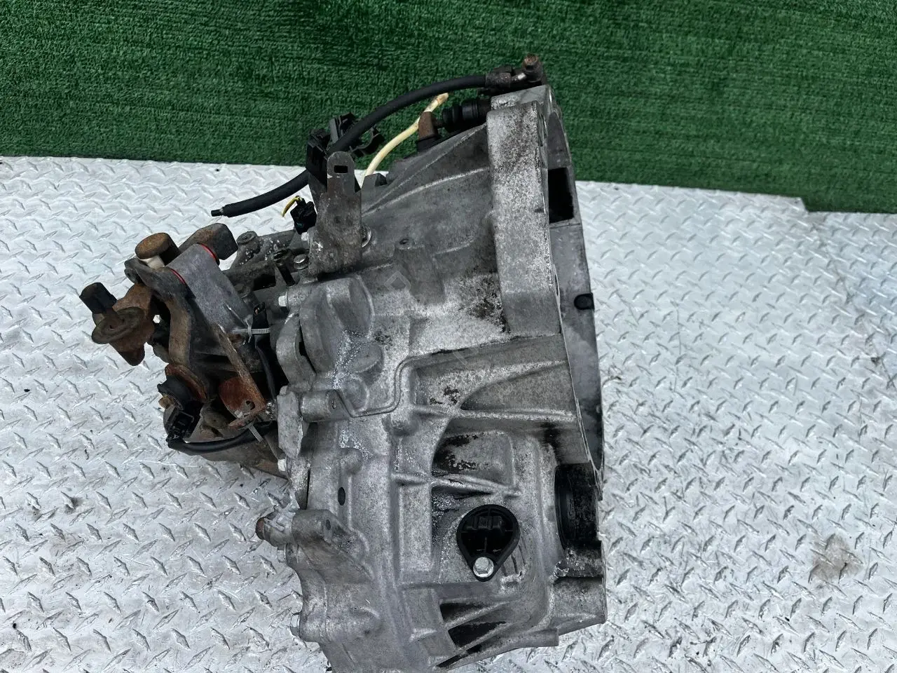 Механическая коробка передач (МКПП) 8200131489, YD25