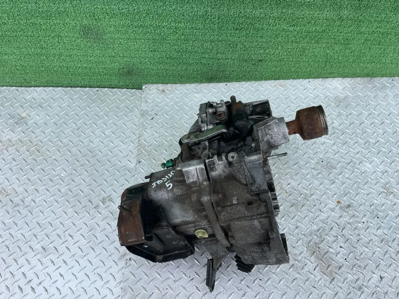 Механическая коробка передач (МКПП) JB3120