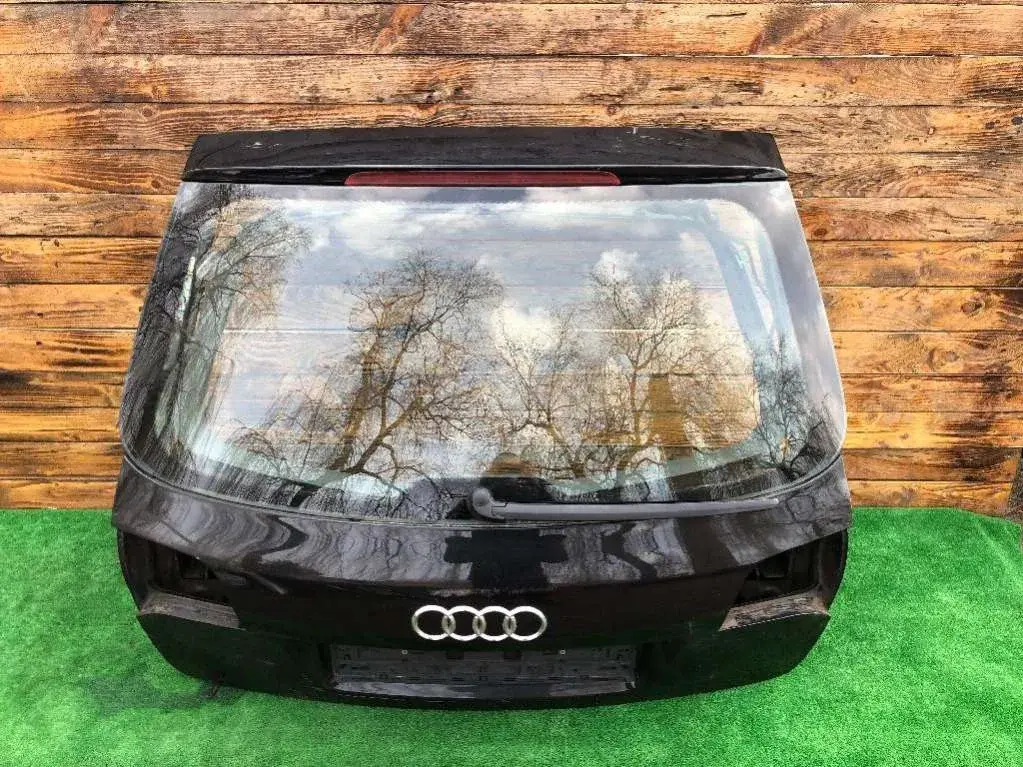 Крышка багажника 56095465