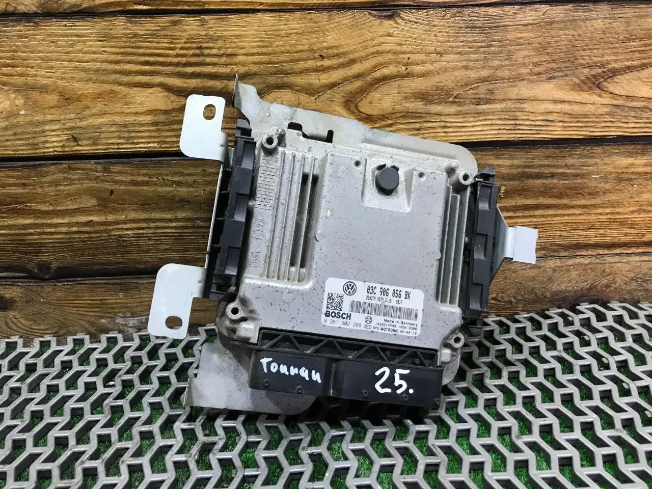 Блок управления двигателем 0261S02288, 03C906056BK
