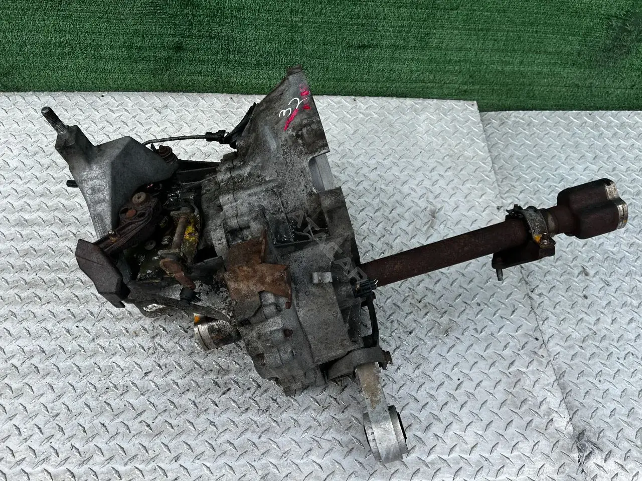 Механическая коробка передач (МКПП) 4S7R7002DC