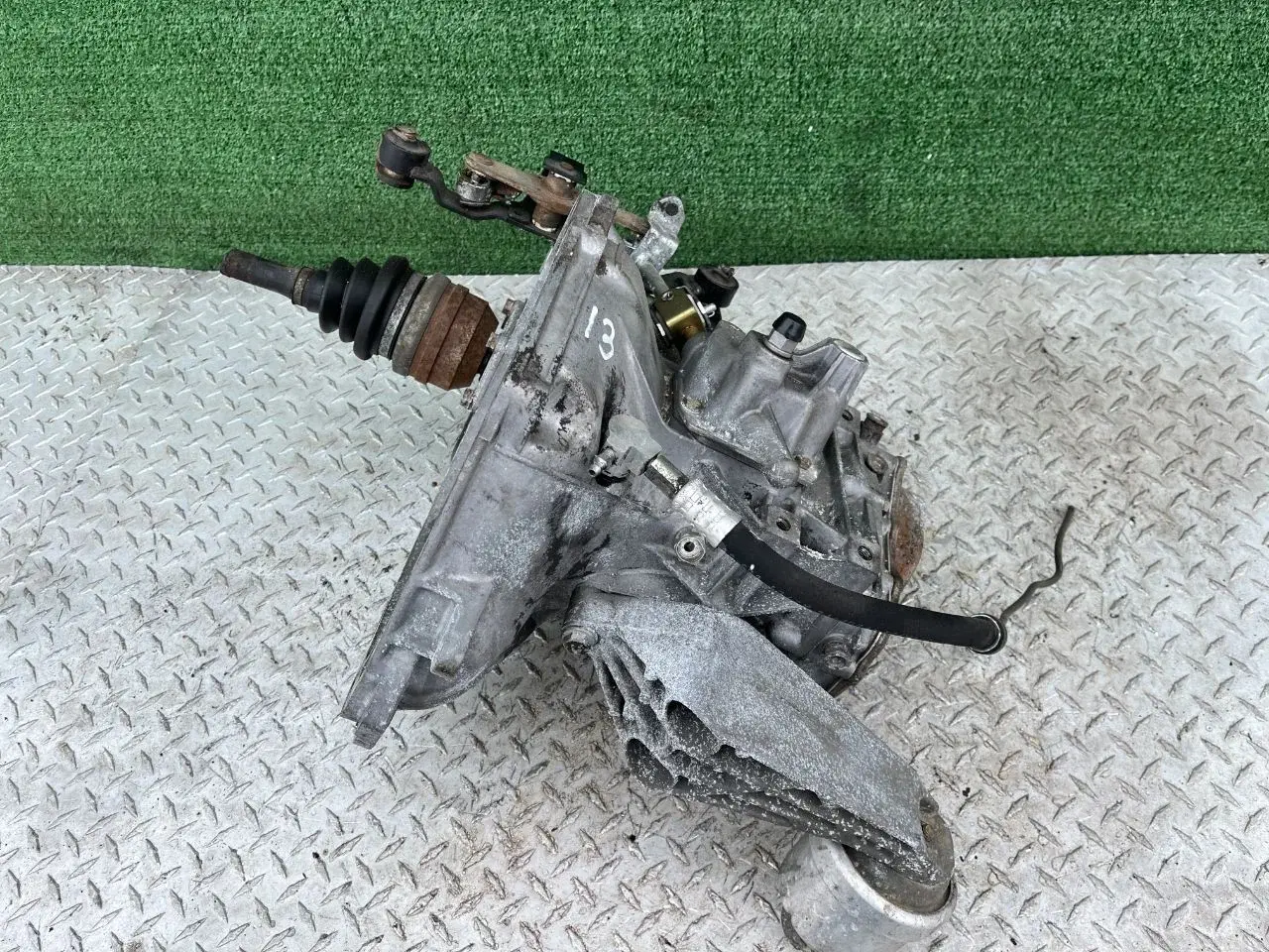 Механическая коробка передач (МКПП) 90523582, F18, F18W374