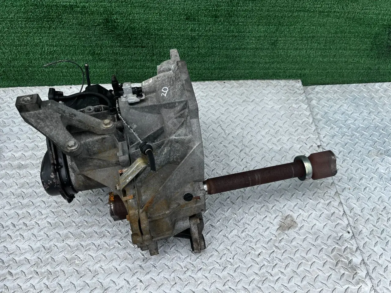 Механическая коробка передач (МКПП) 3M5R7002NC