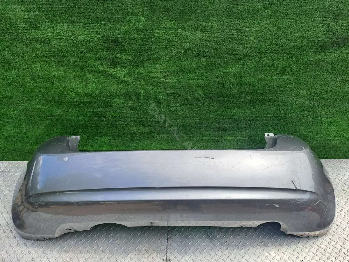 Задний бампер 850223VU0H