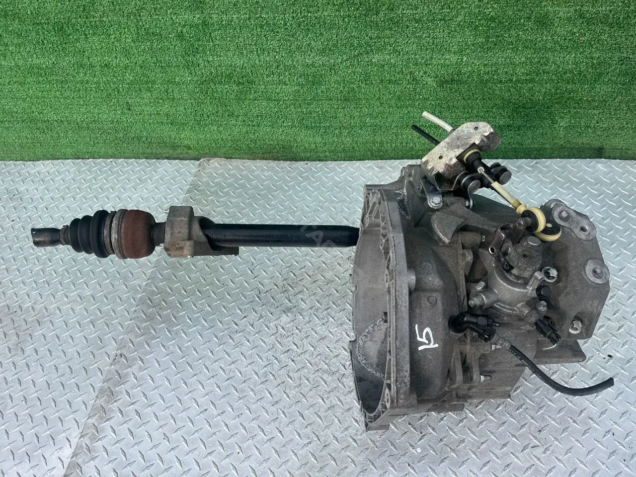 Механическая коробка передач (МКПП) F40