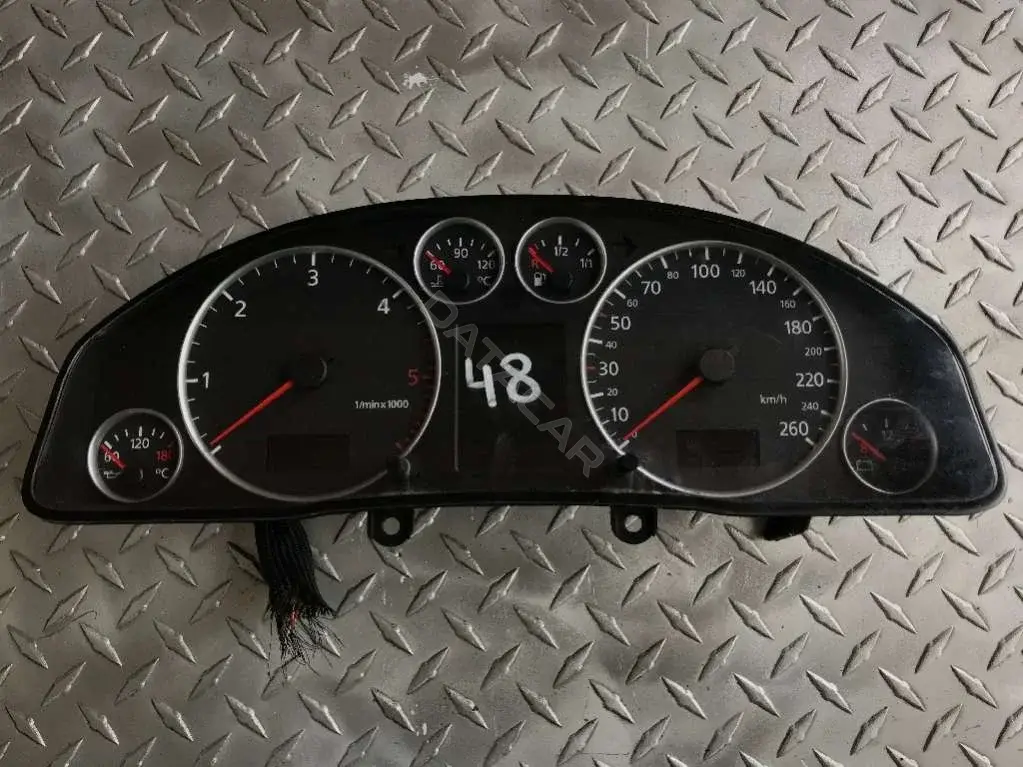 Панель приборов 4B0920933G