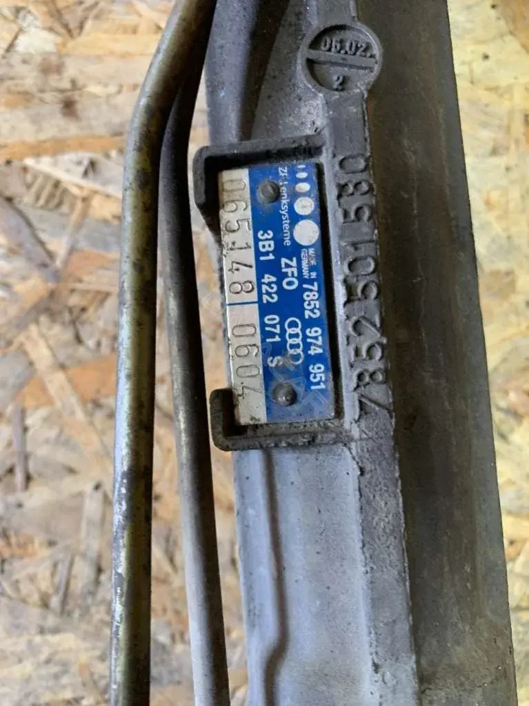 Рулевая рейка 3B1422071S