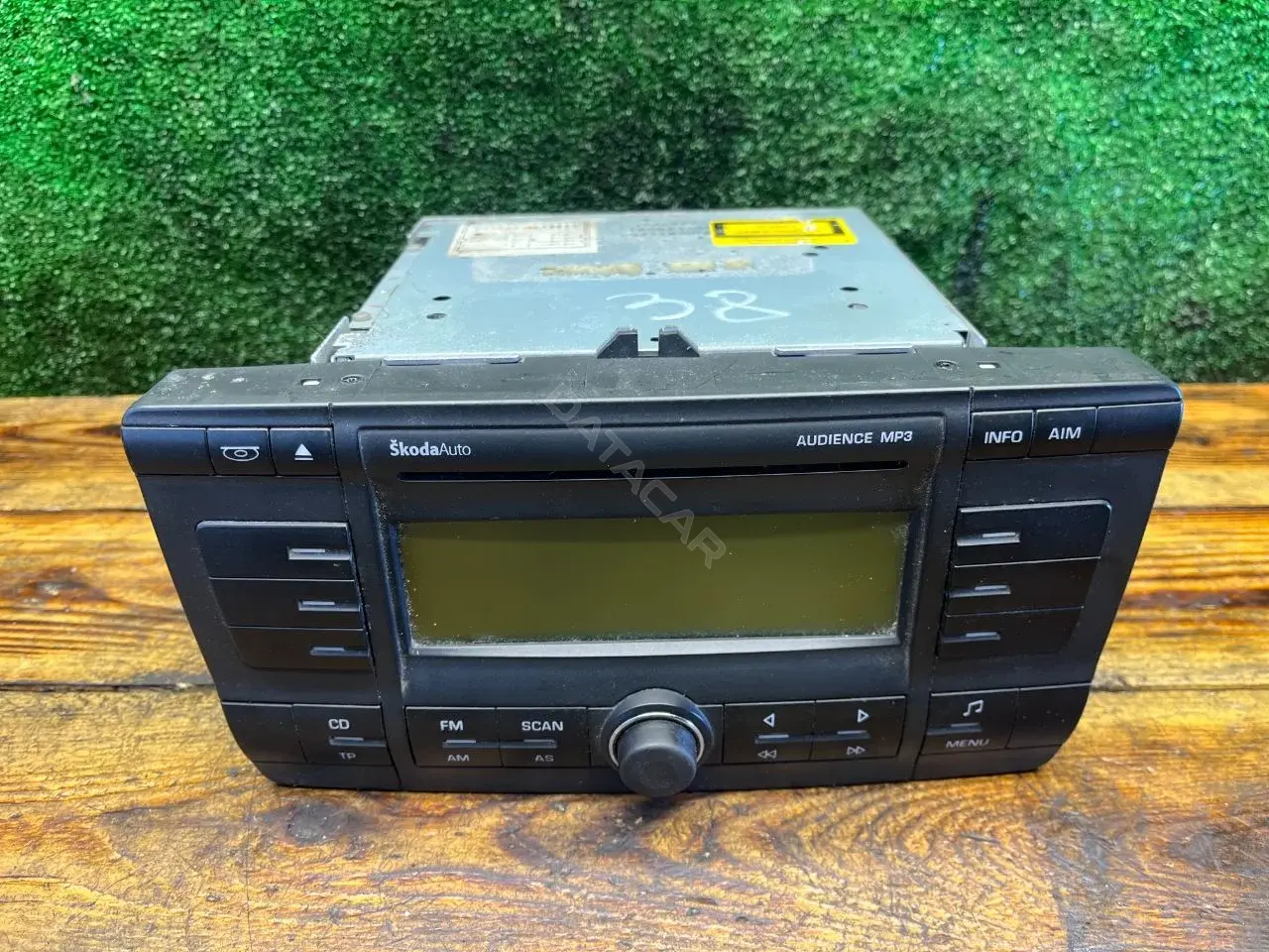 Магнитола 1Z0035156C