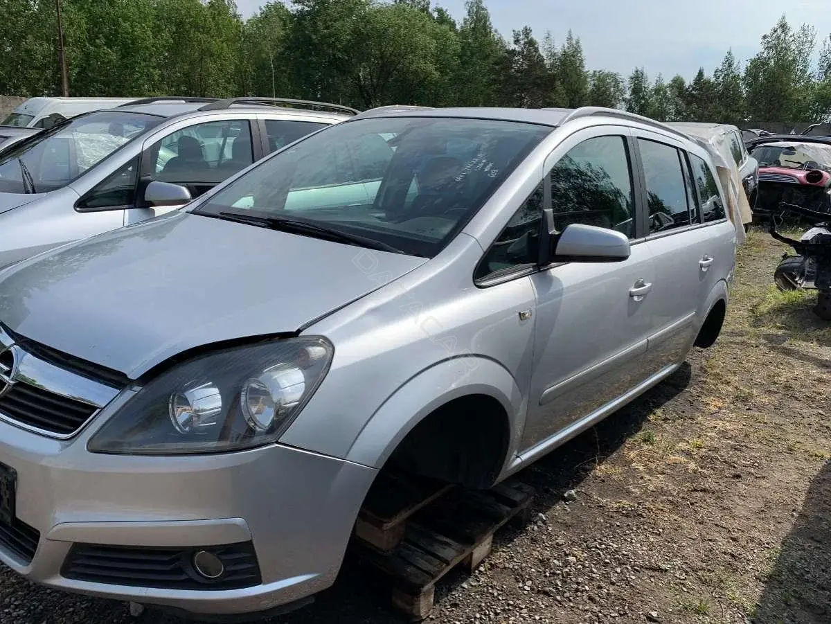 Четверть передняя правая 80460252