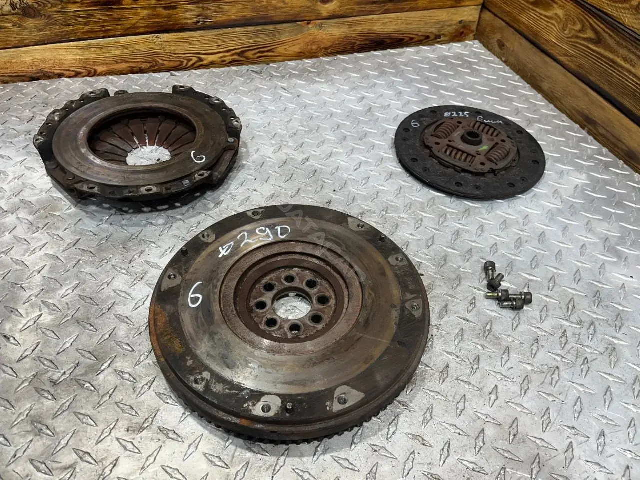 Комплект сцепления 301002F605, 46602