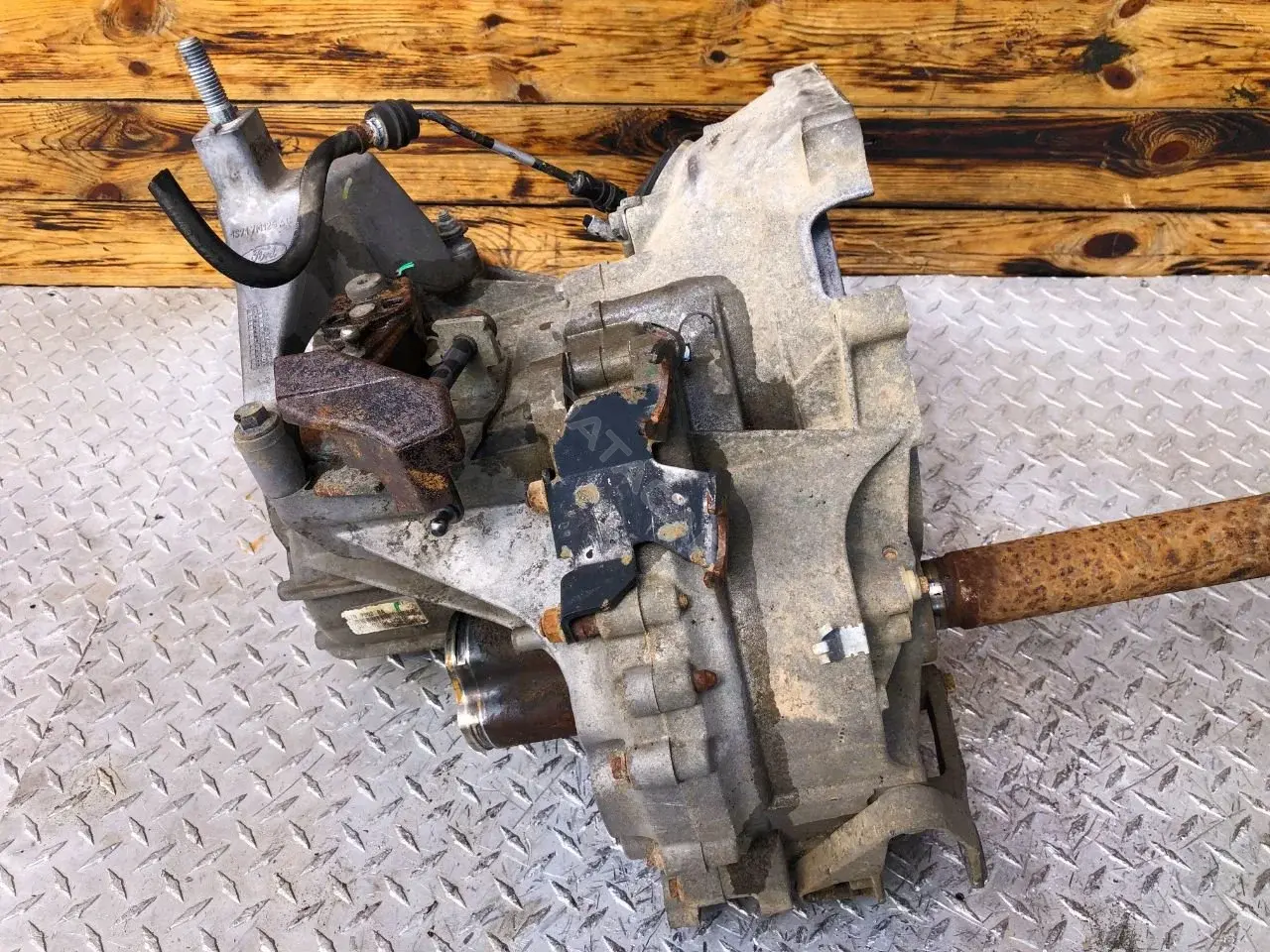 Механическая коробка передач (МКПП) 4S7R7002BA, T1GD2
