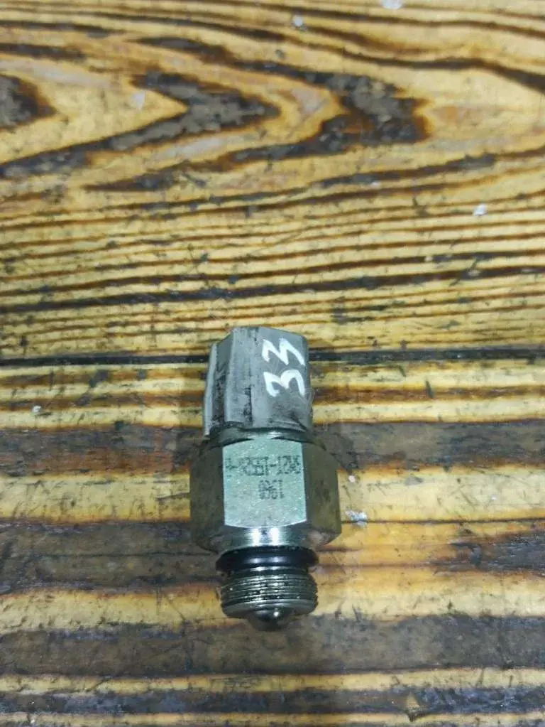 Датчик заднего хода 6M2T15520BA