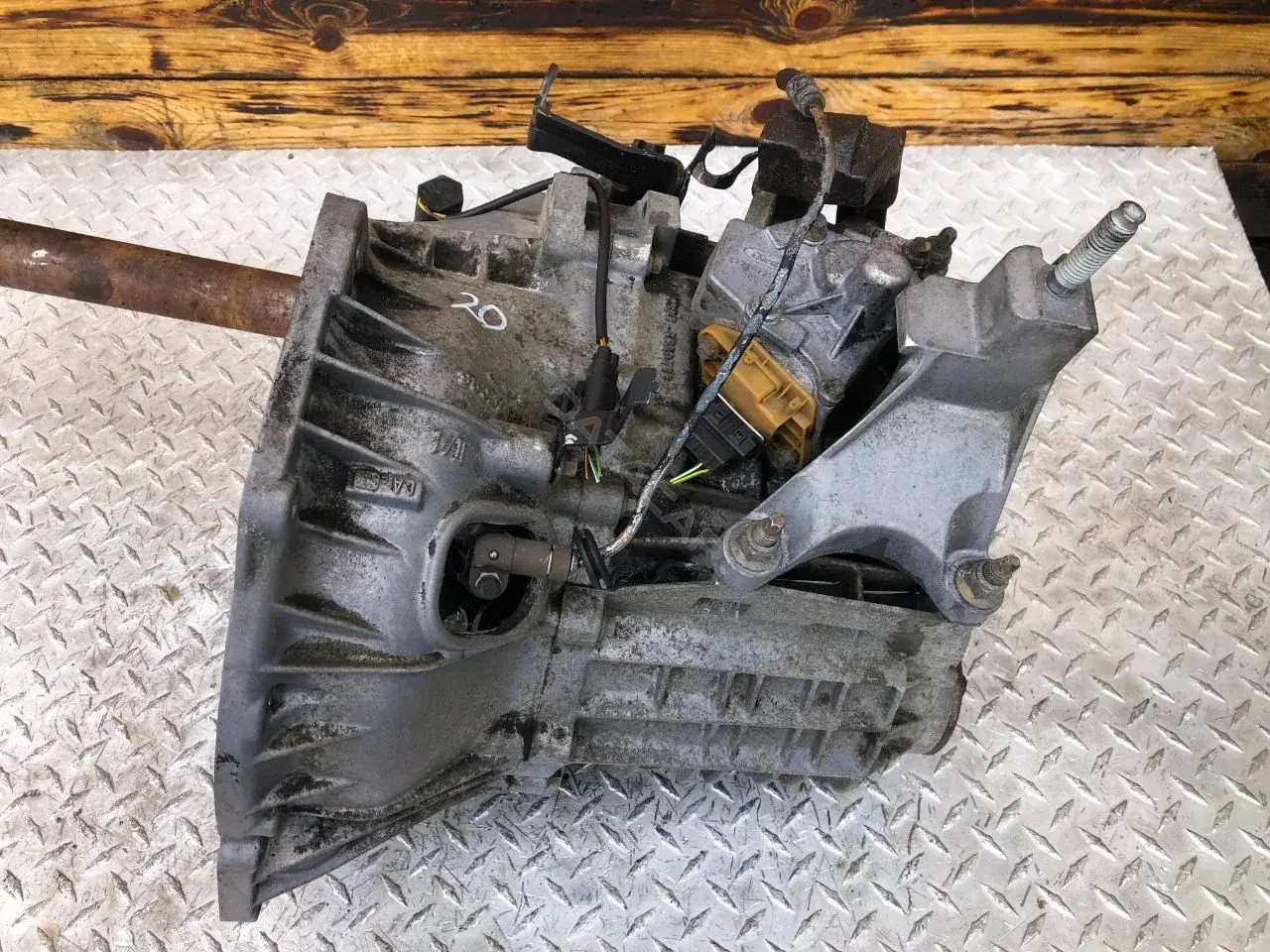 Механическая коробка передач (МКПП) 97ZT7211B, XS4R7F097AB