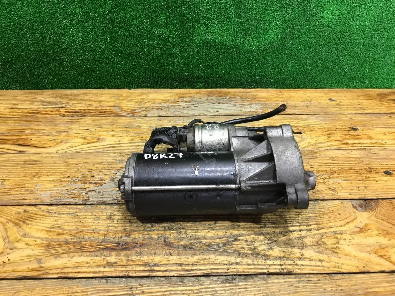 Стартер D8R27