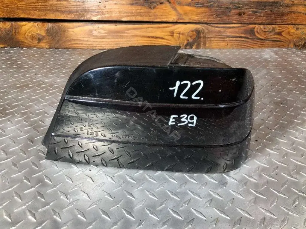 Задние фонари 8352026