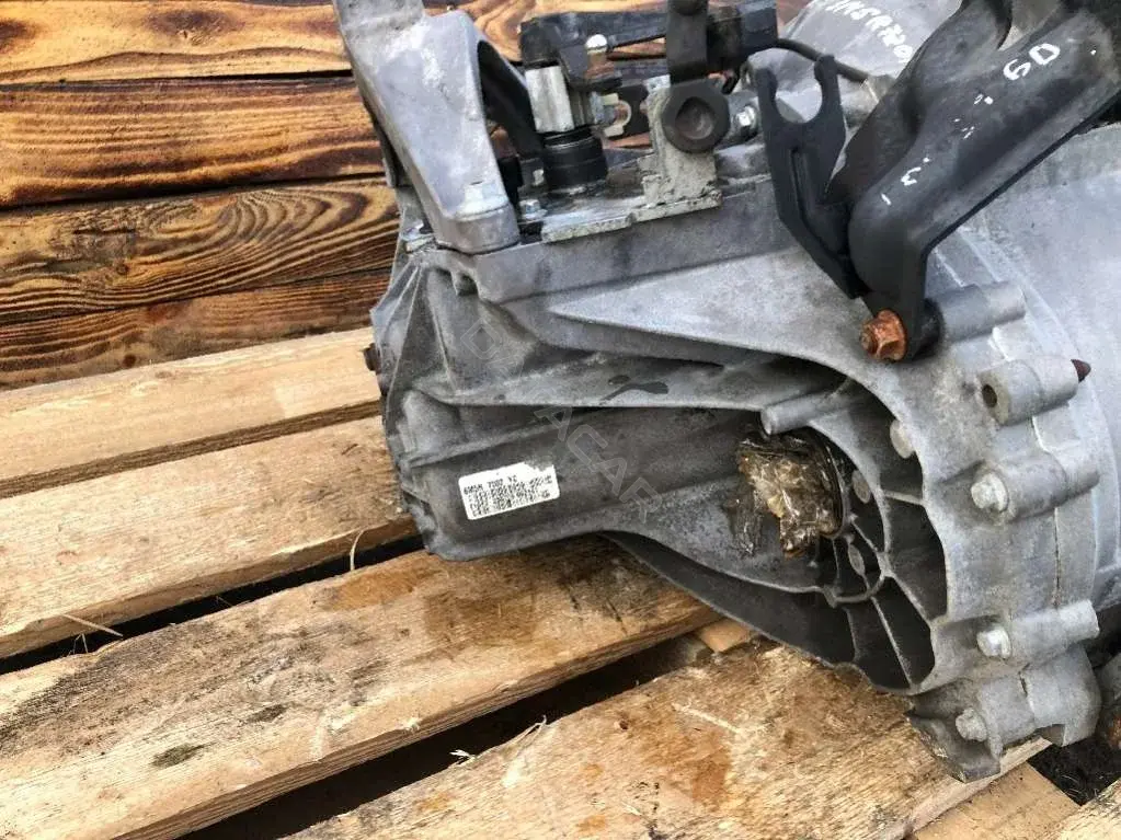 Механическая коробка передач (МКПП) 6M5R7002YC