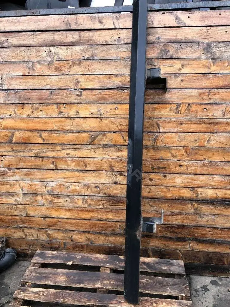 Усилитель бампера 46799018