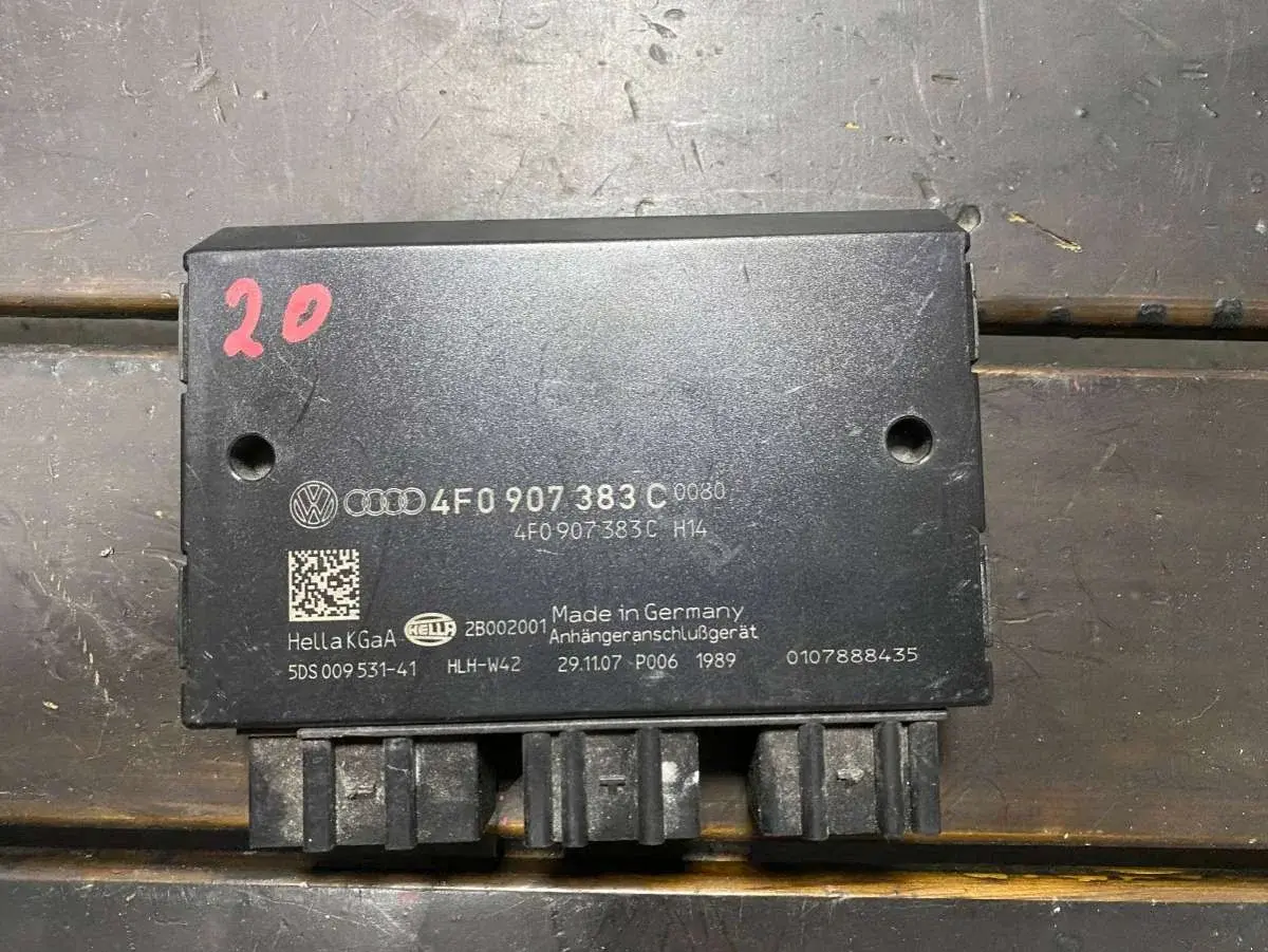 Блок согласования фаркопа 4F0907383C