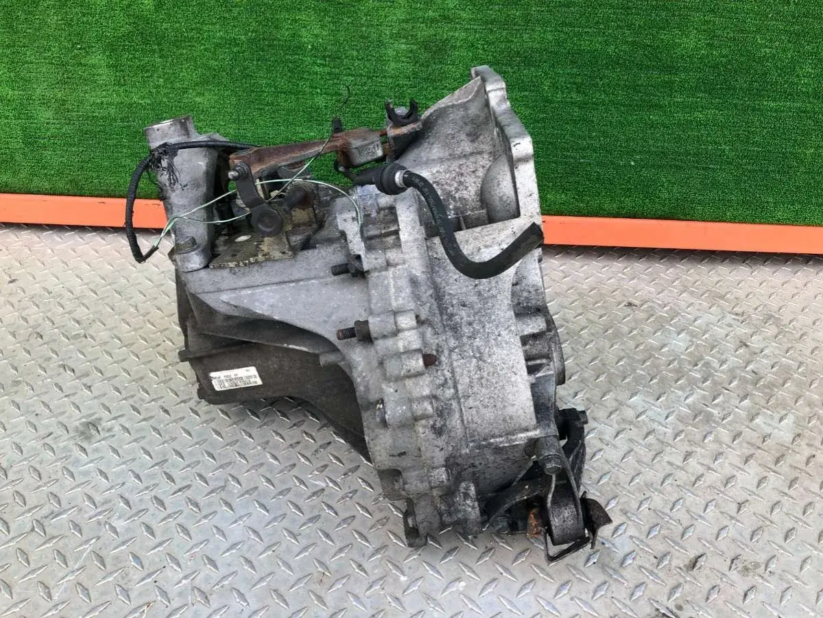 Механическая коробка передач (МКПП) 3M5R7002YF