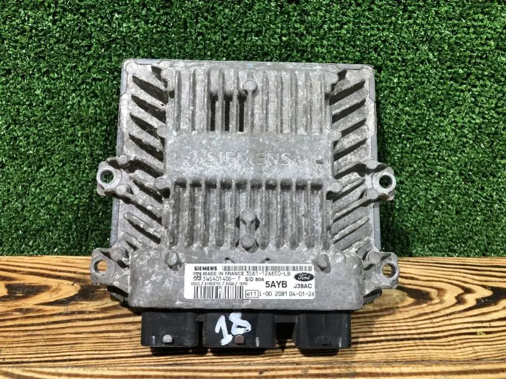 Блок управления двигателем 3S6112A650LB, 5wS40140D