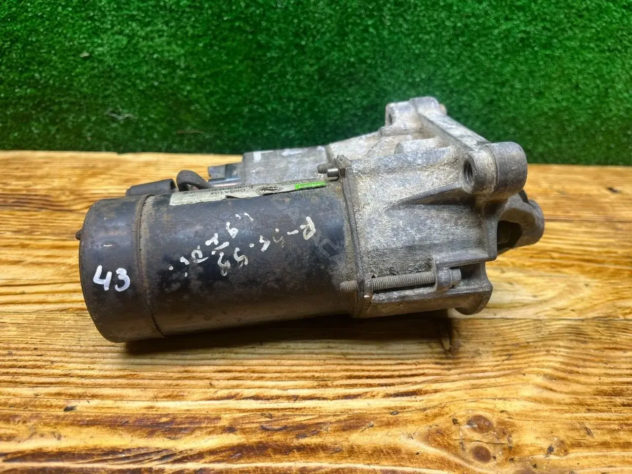 Стартер D6RA104