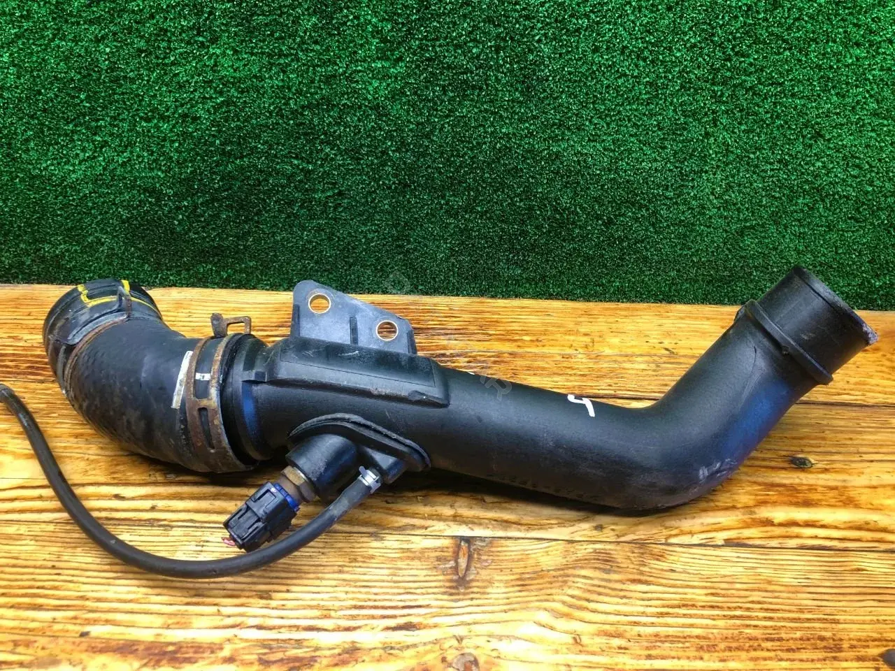 Воздуховод RF4F13332