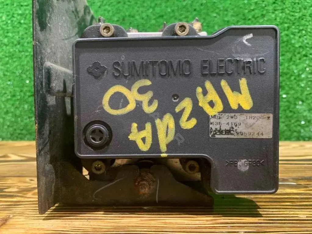Блок управления АБС 1X30C0990, 2059244, 4364169