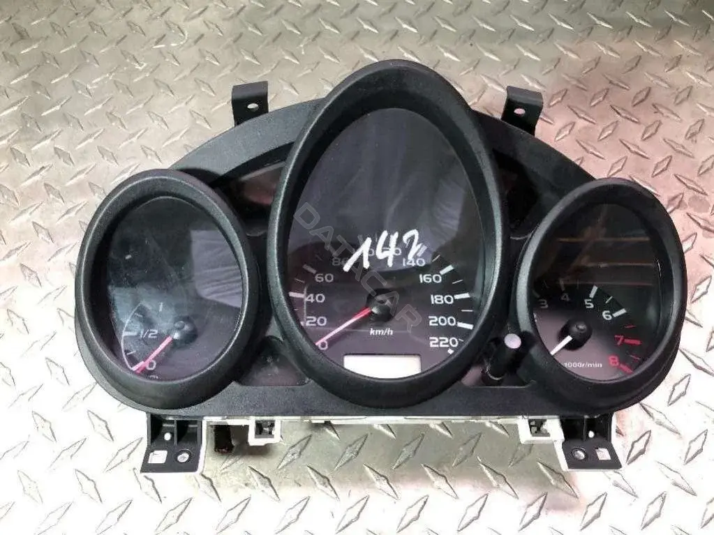 Панель приборов MM0038001