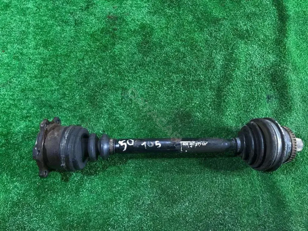 Приводной вал / Полуось 8D0407271CM