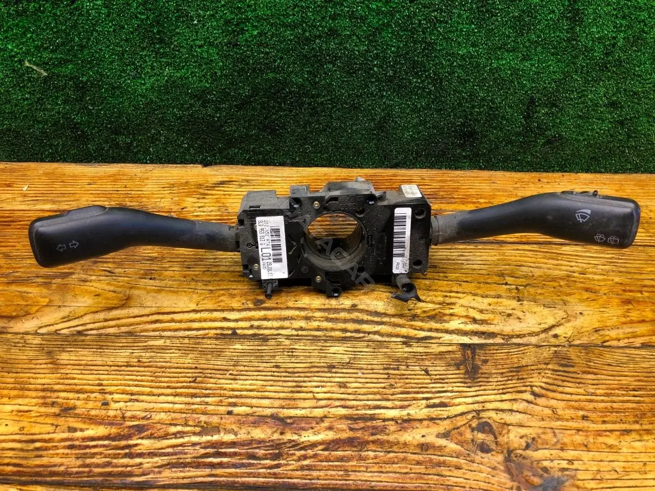 Переключатель подрулевой 8L0953513G