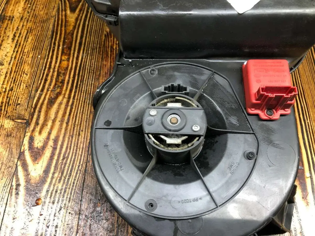 Моторчик печки 7M0819021, 95NW18456