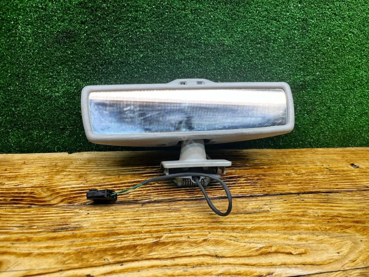 Внутреннее зеркало 1T0857511A