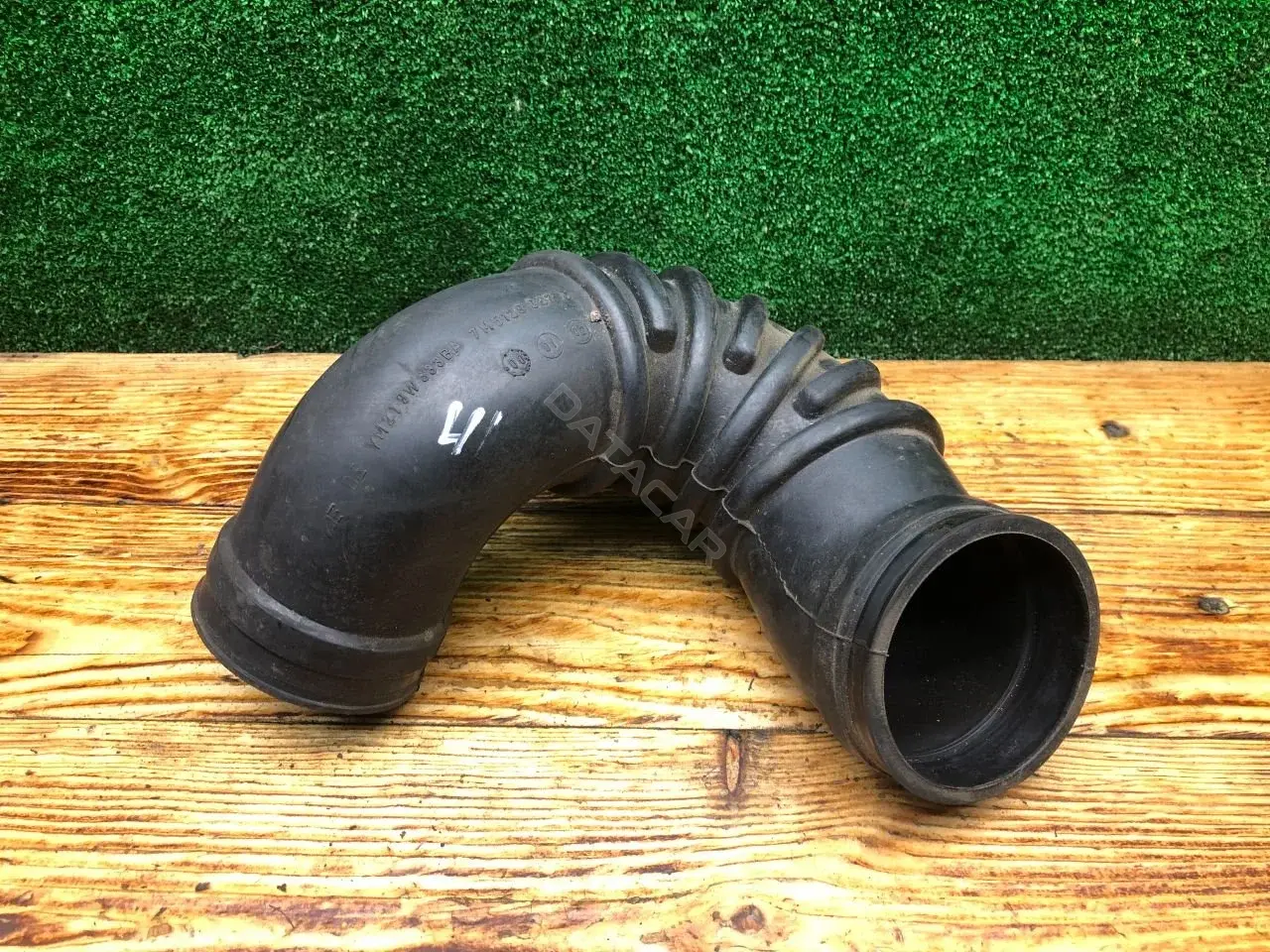 Патрубок воздушный 7M5129627, YM219W633BA