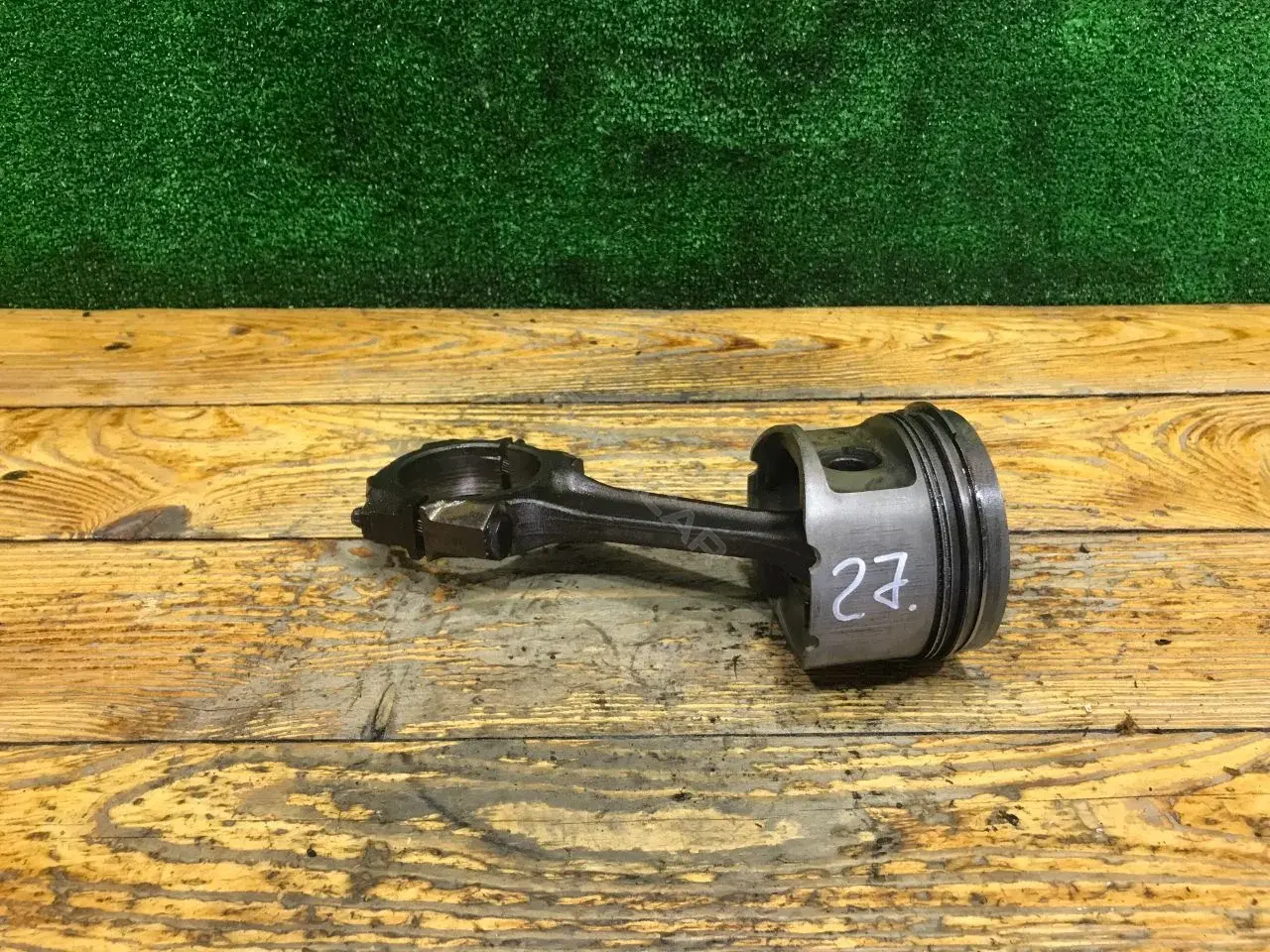 Поршень двигателя 115413800