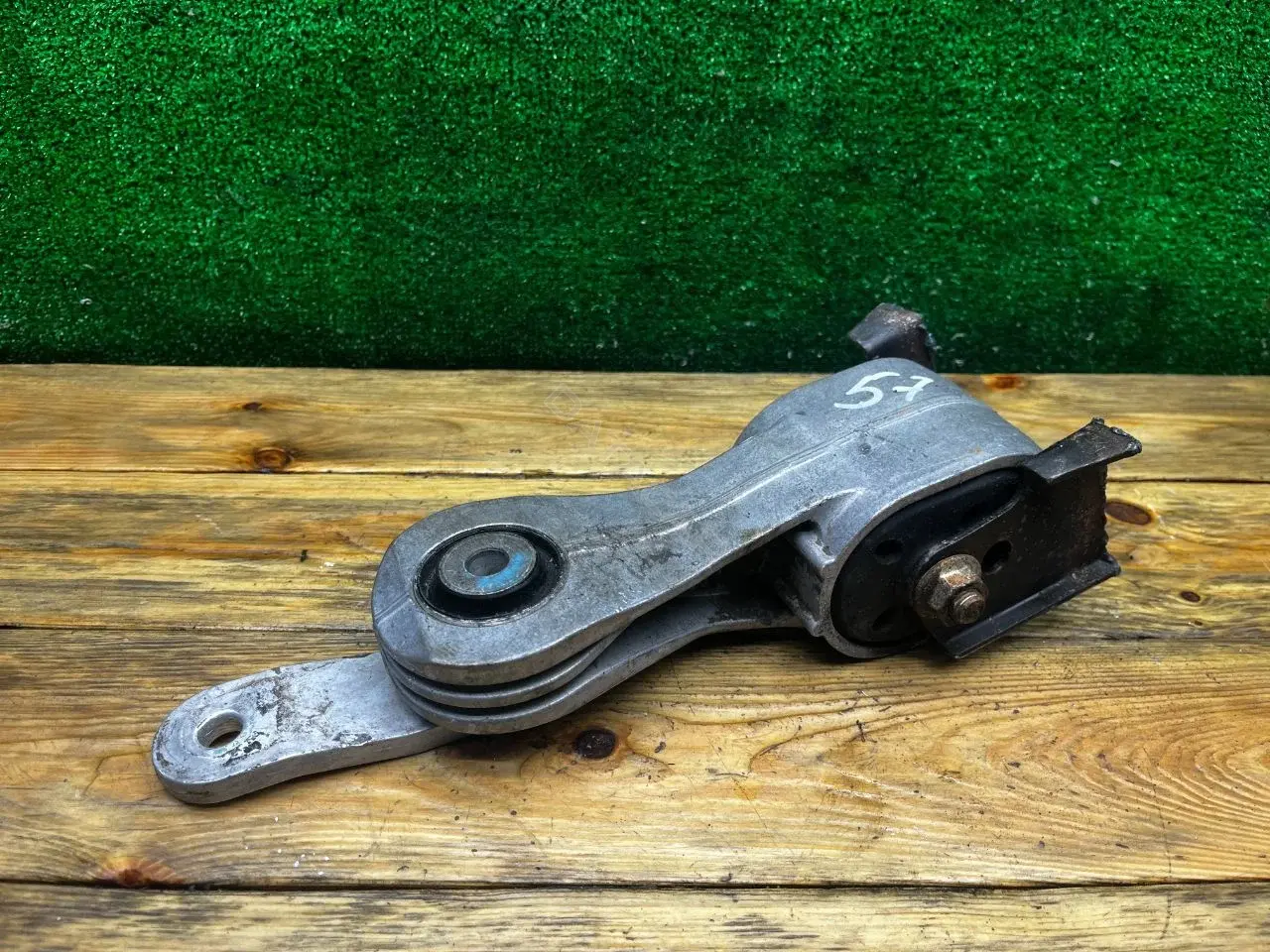Подушка КПП 7M3399201G, YM216A026FB