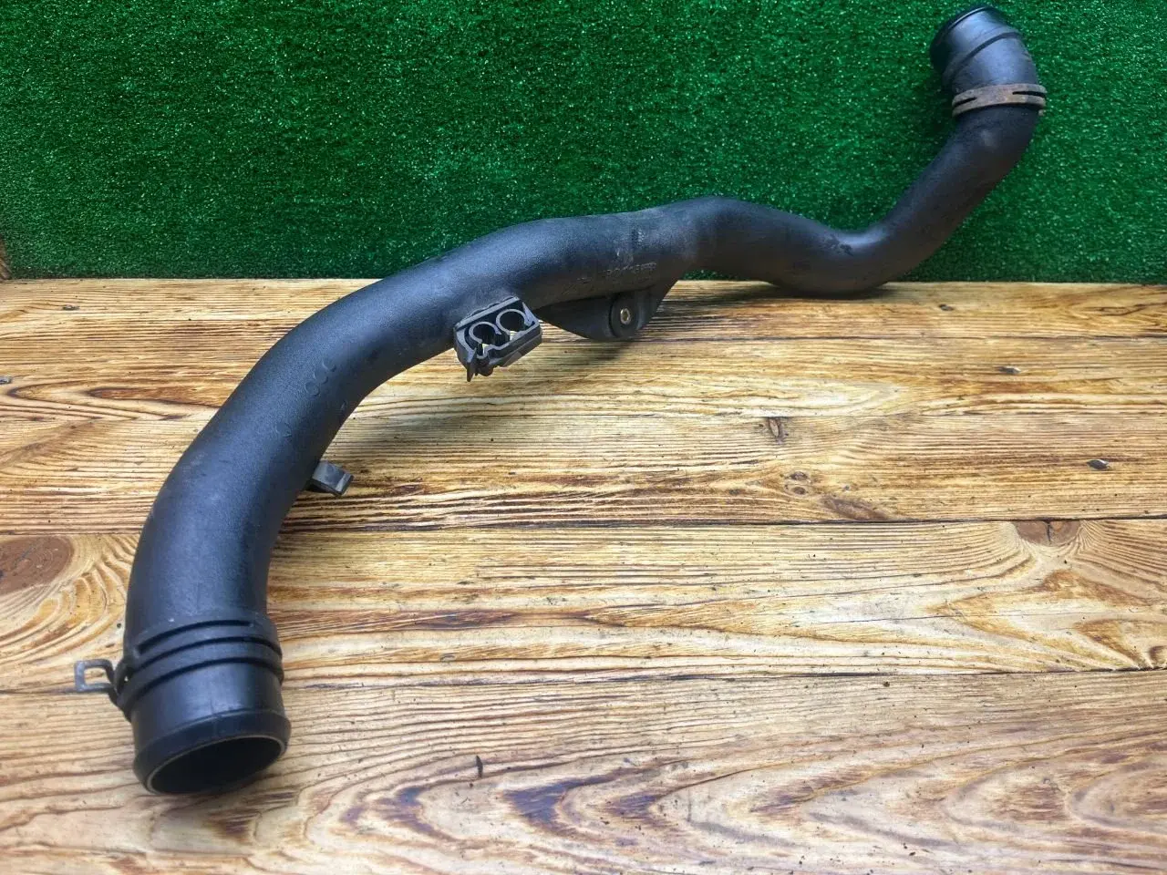 Патрубок интеркулера 7M0145955G, 7M0145958D, 95VW10C352CC
