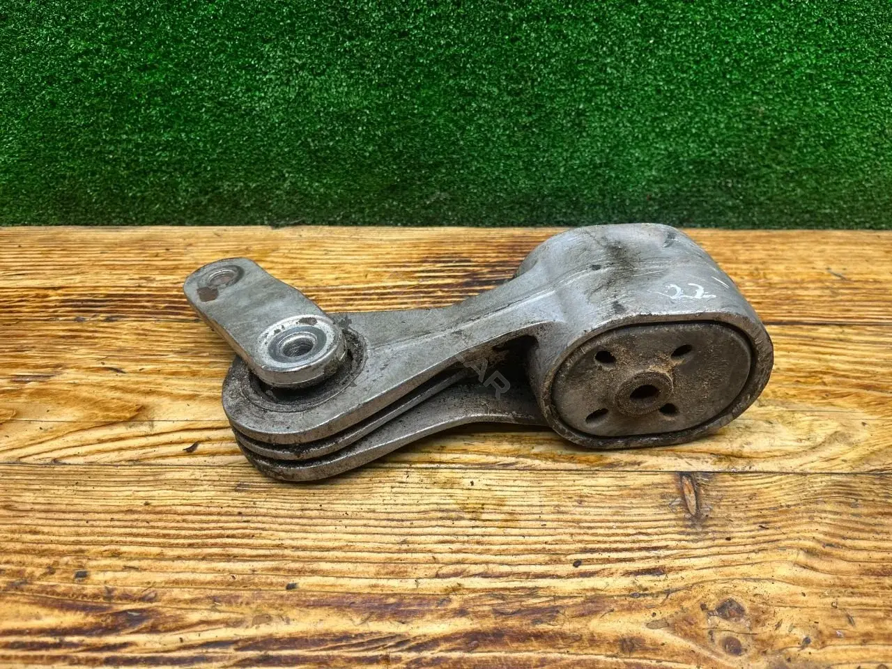 Подушка КПП 7M3399201G, YM216A026FB