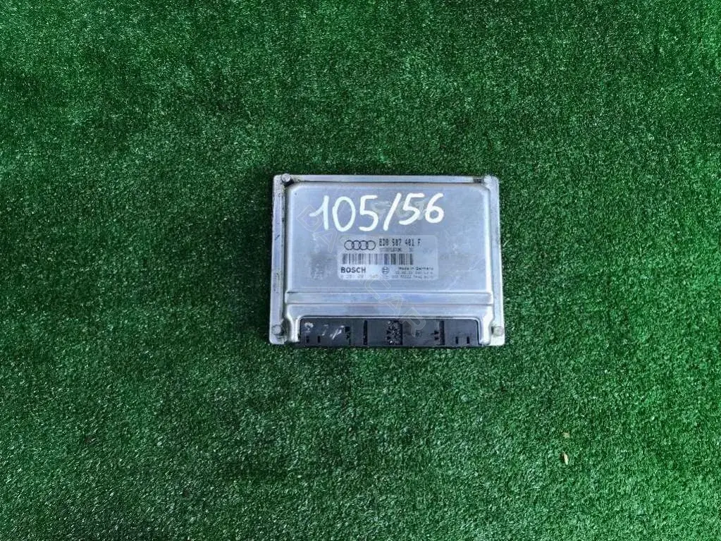Блок управления двигателем 0281001945, 8D0907401F
