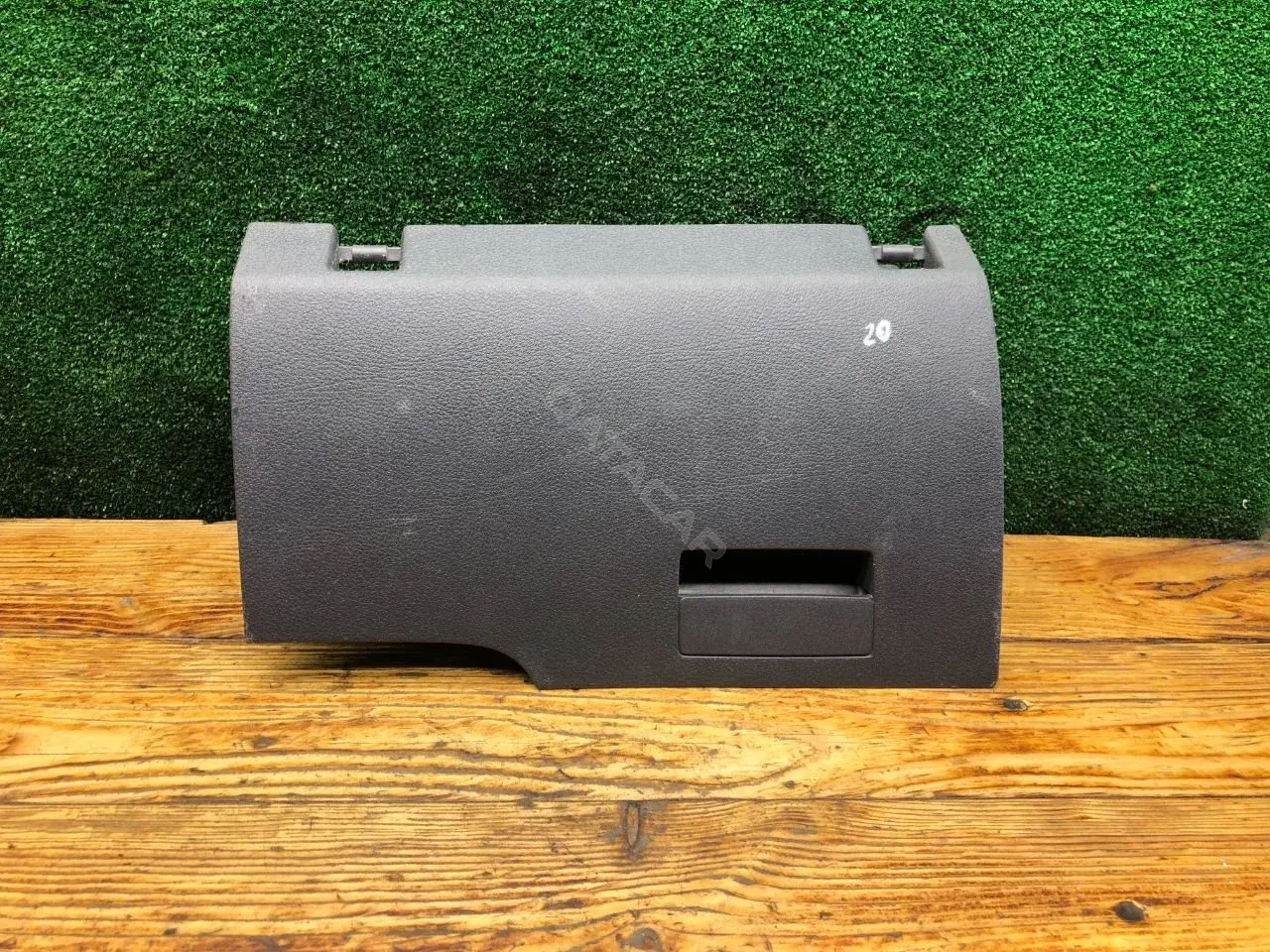 Бардачок 1T1857919