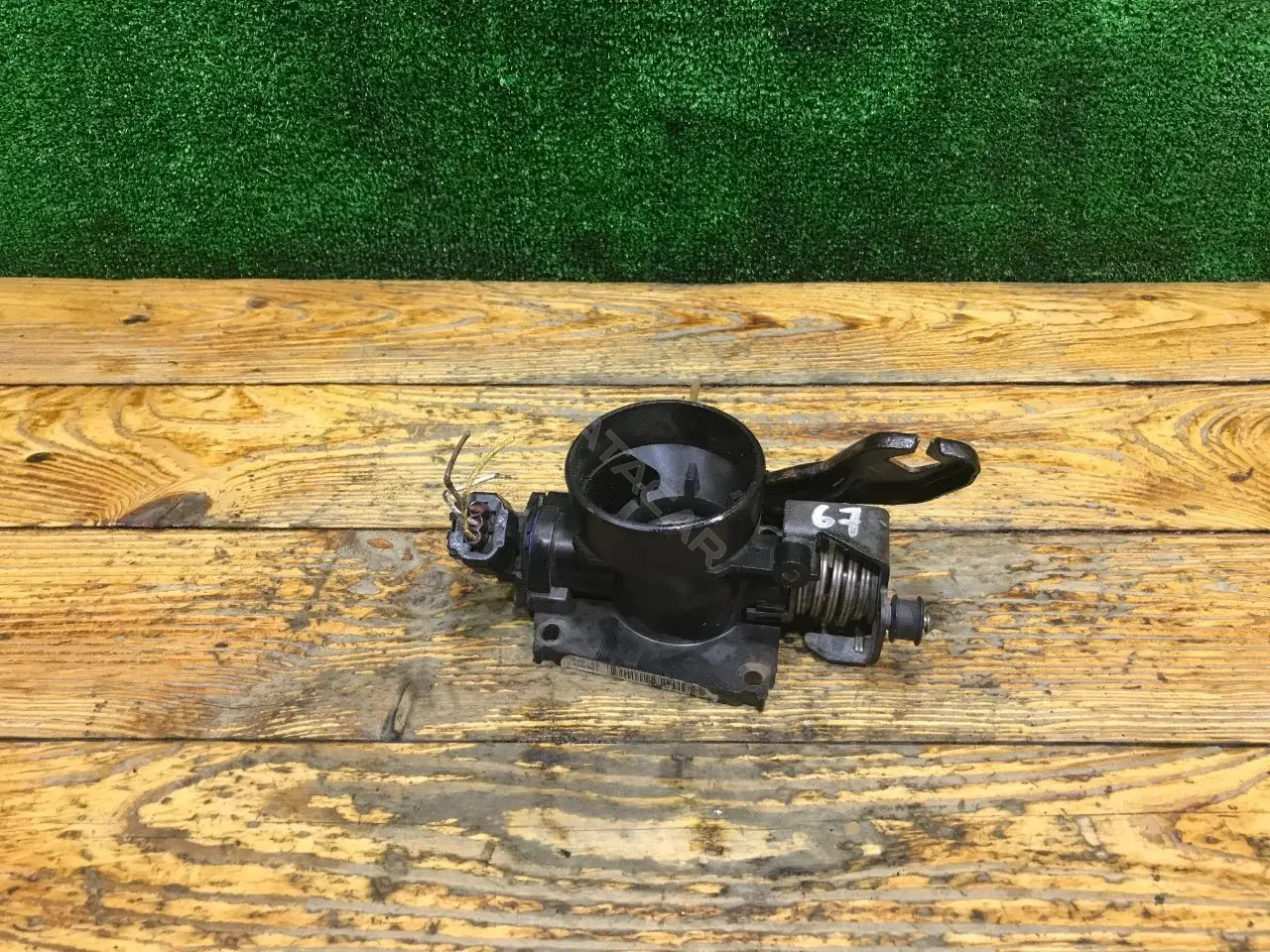 Дроссельная заслонка XS4ULD040308G1