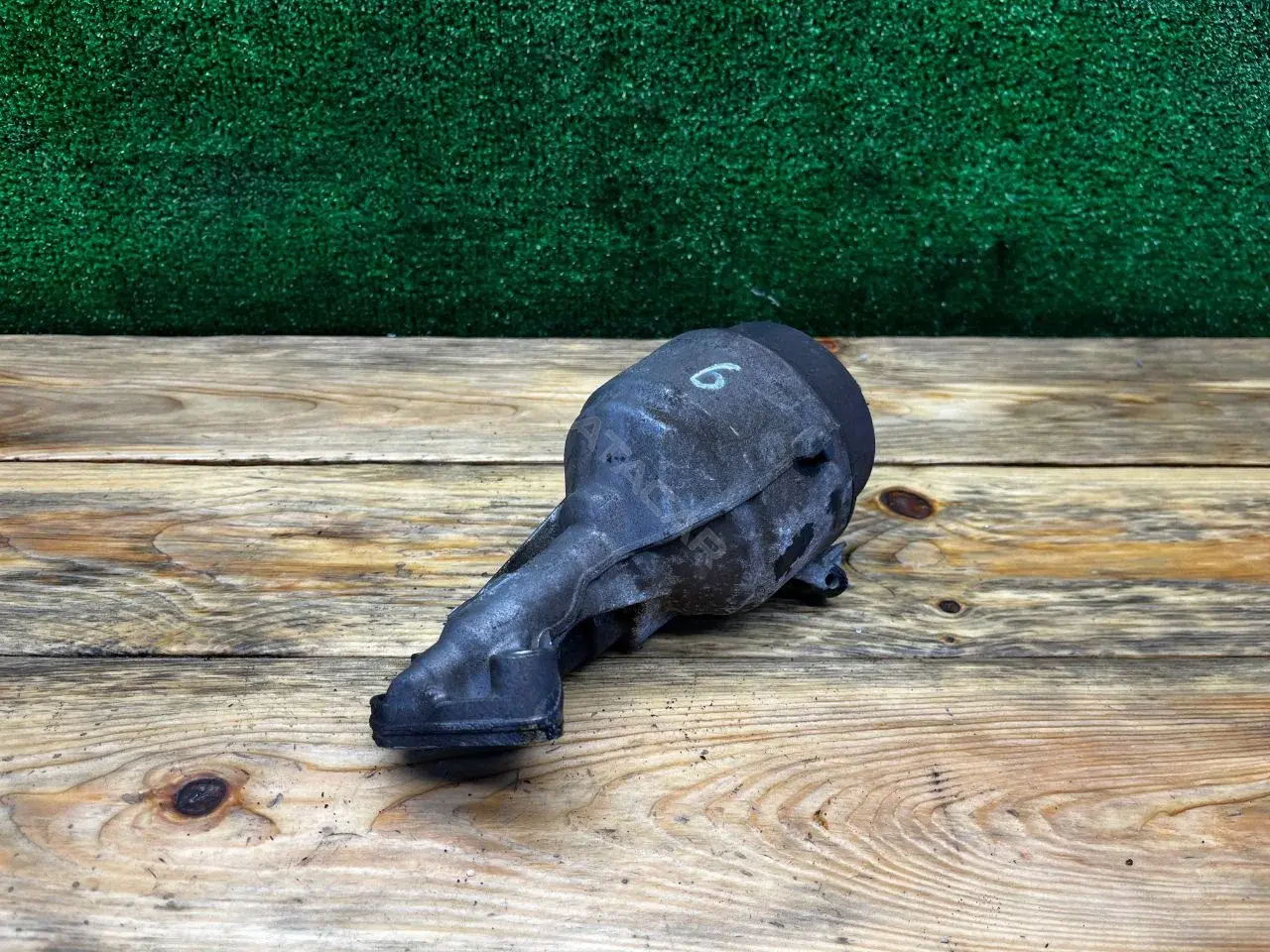 Корпус масляного фильтра 03D115403D, 6748173104