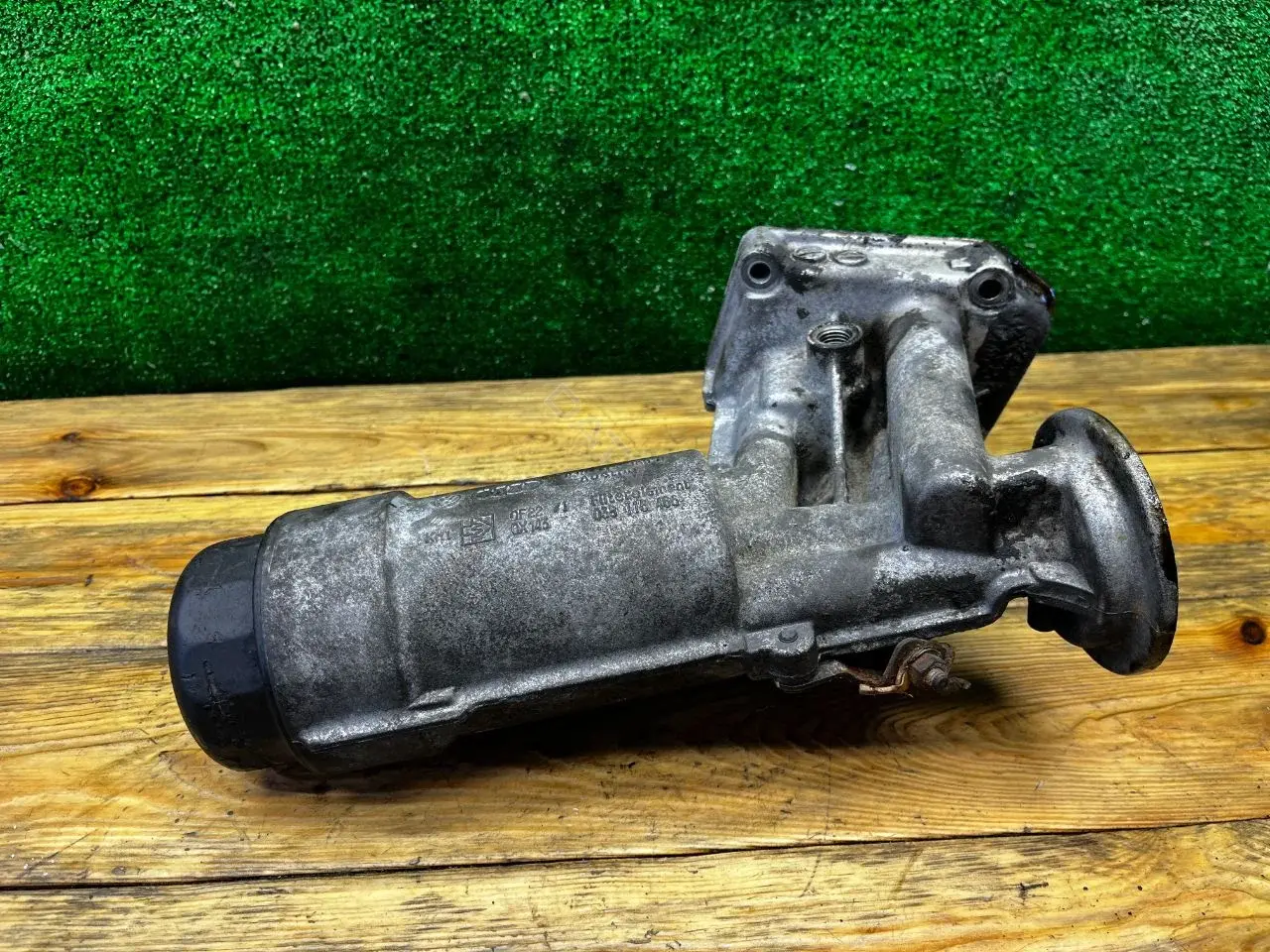 Корпус масляного фильтра 038115389B, 038115466