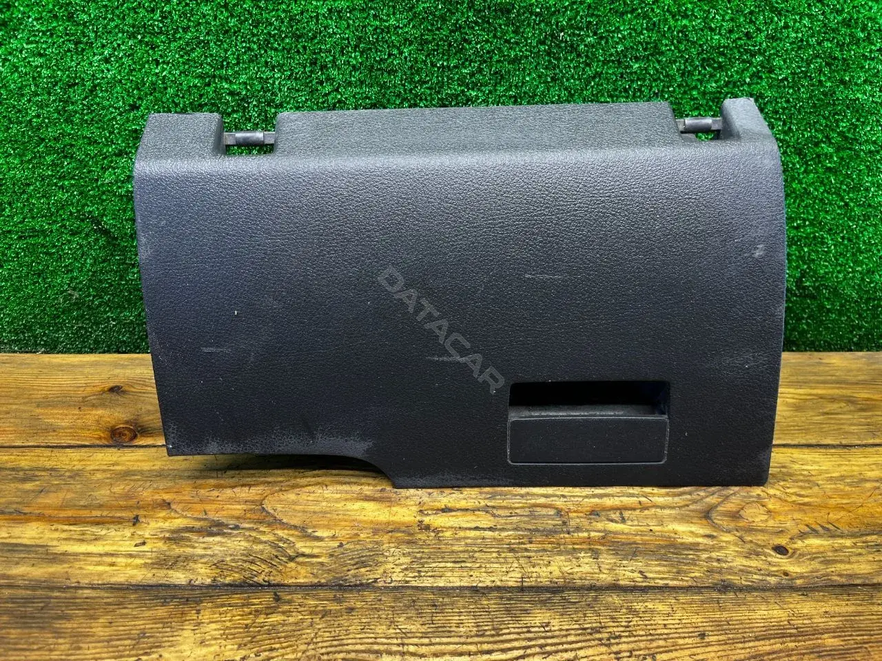 Бардачок 1T1857919