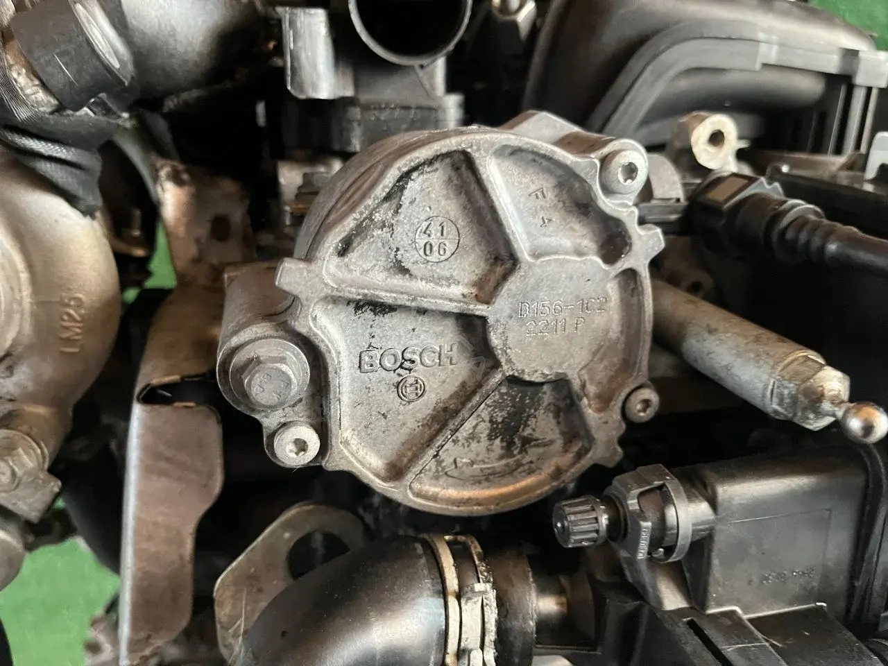 Вакуумный насос D1561C2