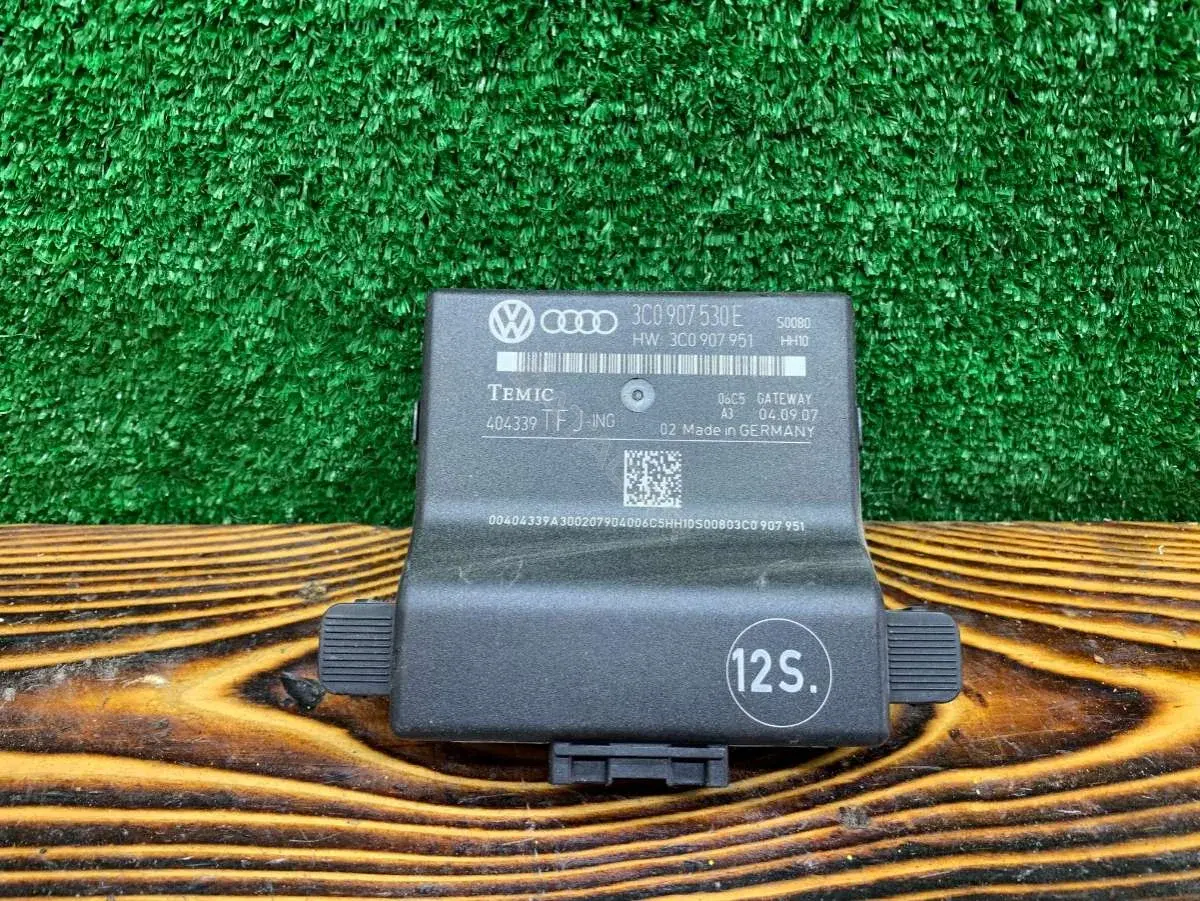 Блок комфорта 3C0907530E