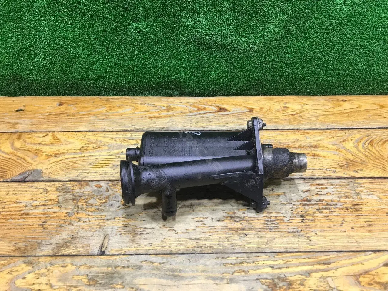 Клапан картерных газов 8200140763