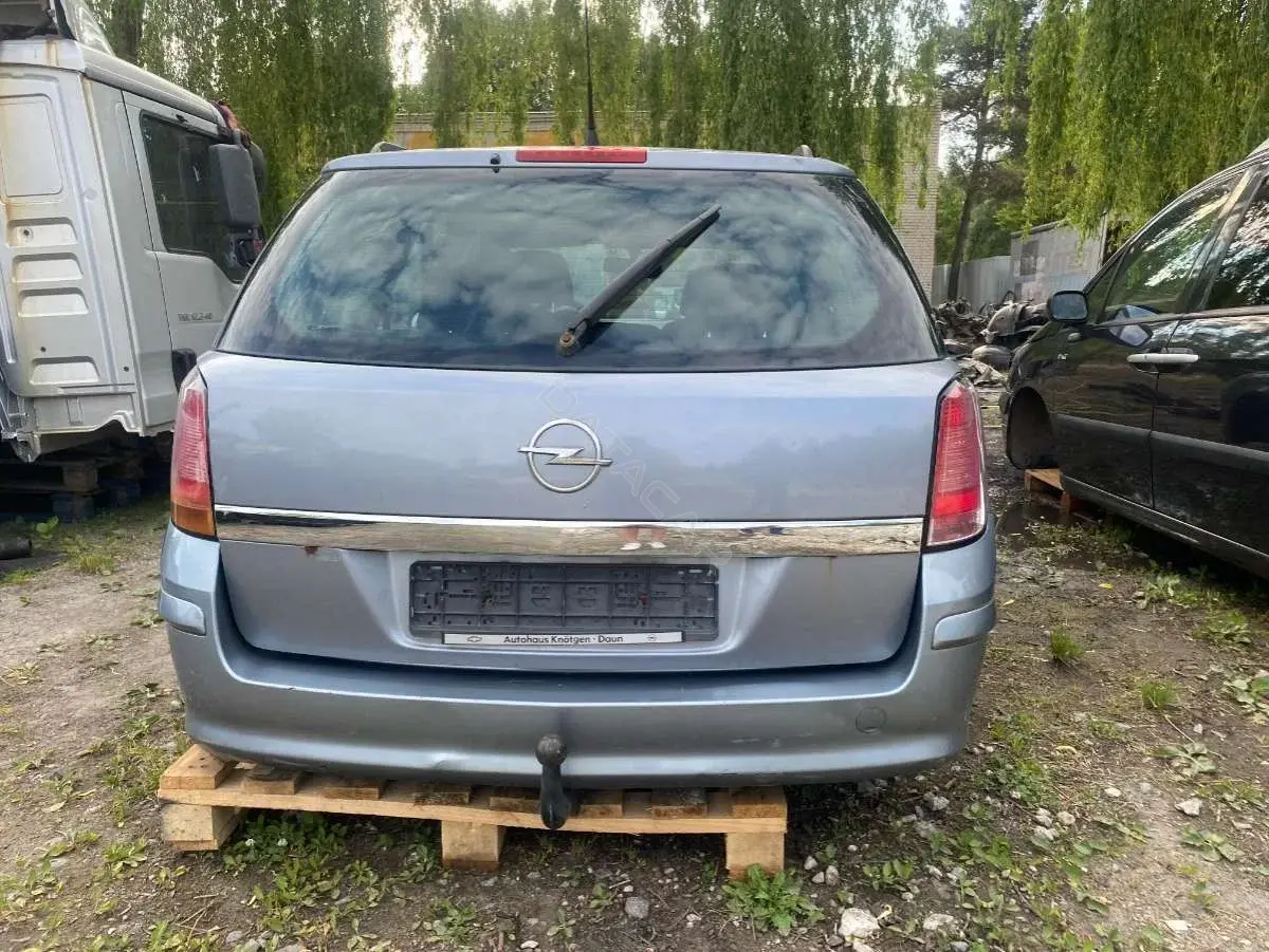 Фонарь стоп сигнала 58781806