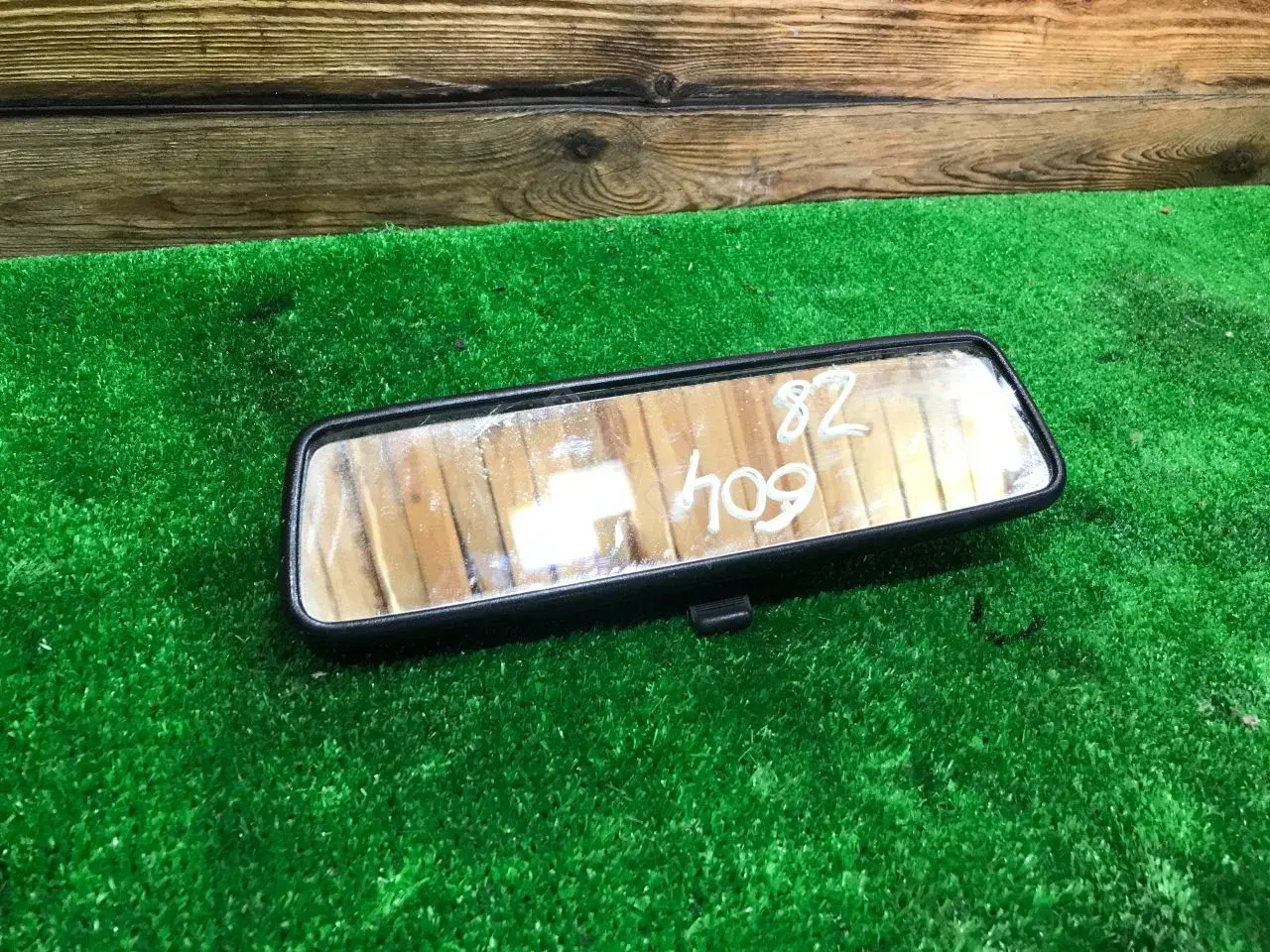 Внутреннее зеркало 4D0857511